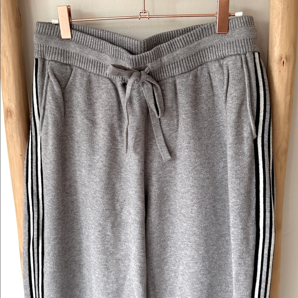 NEW Monrow Set Soft Knit Cozy Gray Luxury Lounge Jogger Sweater Sporty Stripe L - Picture 13 of 16